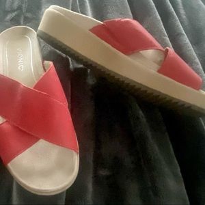 Red, vionic, 8.5